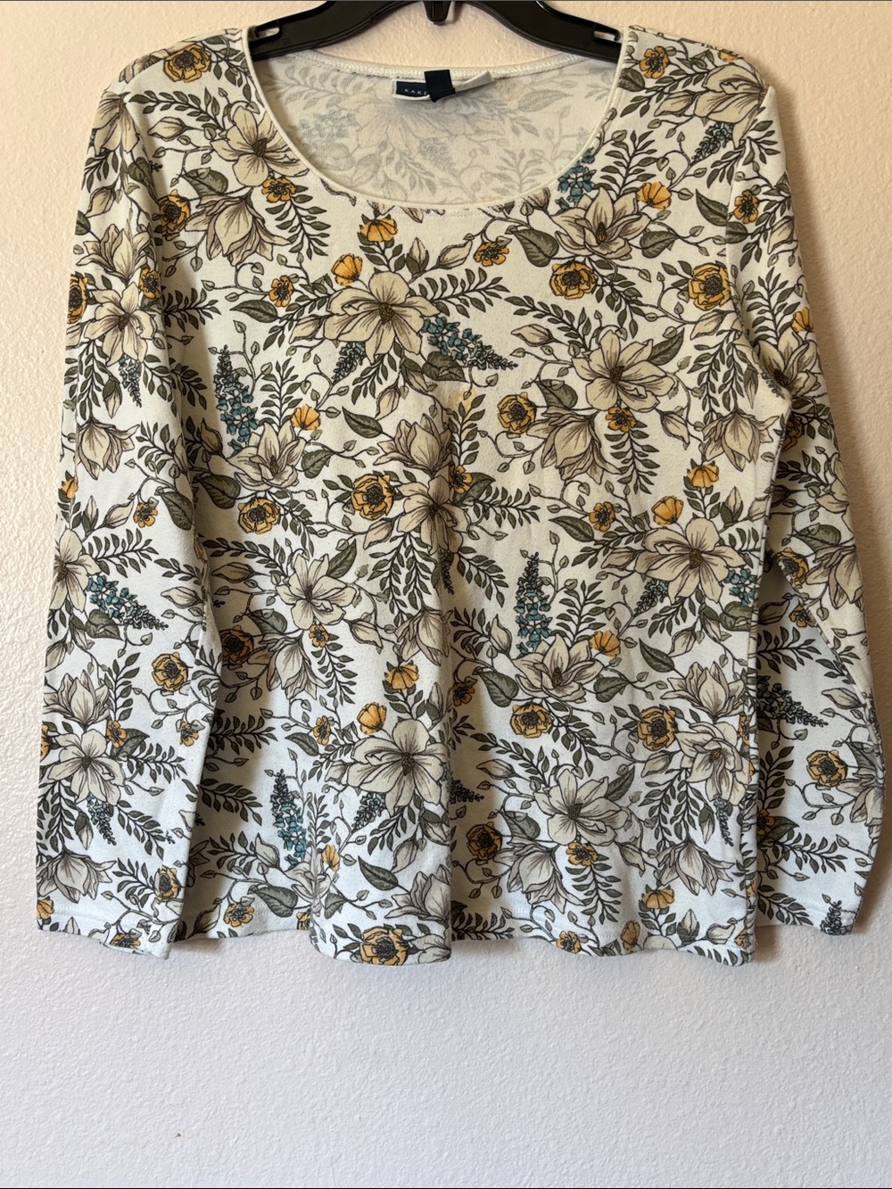 Karen Scott Floral Long Sleeve Scoop Neck Top Cream Yellow Grey Size M